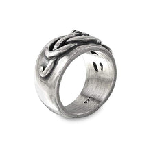 Load image into Gallery viewer, a&amp;g-rock-celtic-dragon-ring-side
